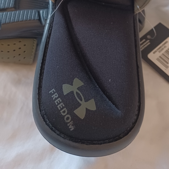 Men's Under Armour Ignite Freedom Slides - Picture 4 of 6